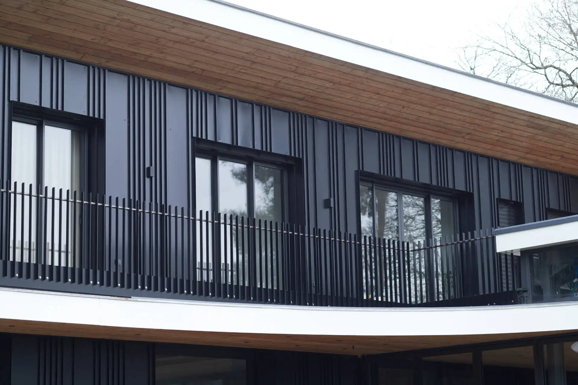 maison individuelle ossature béton, acier et bois 11